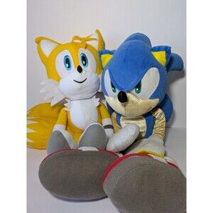 VTG SEGA Sonic The Hedgehog 22" Large & Tails 16" Plush Figure